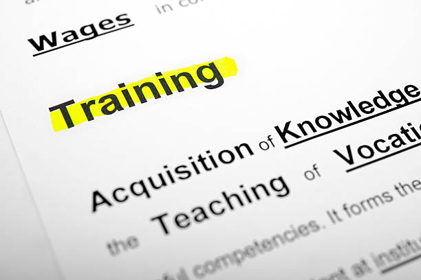 آموزش آنلاین انرژی و جذب قرارداد با استراتژی دیجیتال