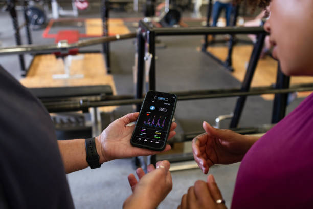 یکپارچهسازی CRM باشگاه بدنسازی با وبسایت و اپلیکیشن