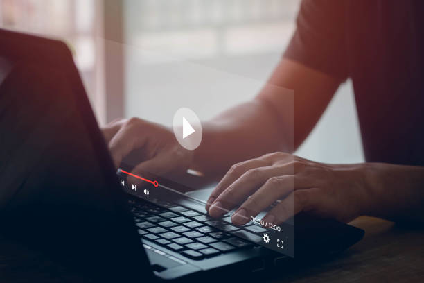 چالشهای آموزش موسیقی آنلاین: پلتفرمهای آموزش موسیقی مجازی و اهمیت UX