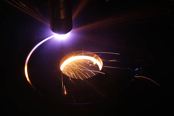 دقت صنعتی در برش لیزری و اهمیت بهینه سازی سایت صنعتی