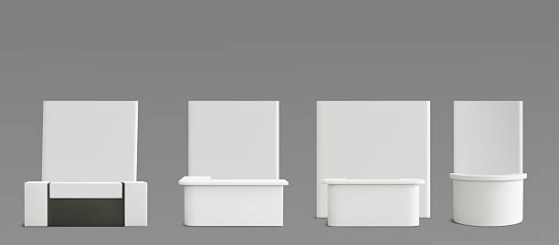 میز پذیرش سفید و شیک یک دفتر ازدواج مدرن - روایت دیجیتال پیوندهای آسمانی در مشهد، طراحی سایت دفاتر ازدواج