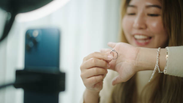 فروش آنلاین طلا و جواهر از طریق وبسایت فروشگاهی در ایران