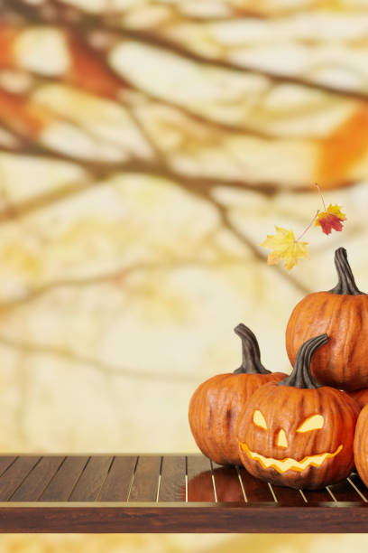 میز چوبی روستیک برای نمایش محصولات دکوراسیون چوبی و فروش آنلاین - از کارگاه نجاری در کرج تا خانههای لوکس: نقشه راه برندینگ دیجیتال و سئو برای فروش آنلاین محصولات دکوراسیون چوبی