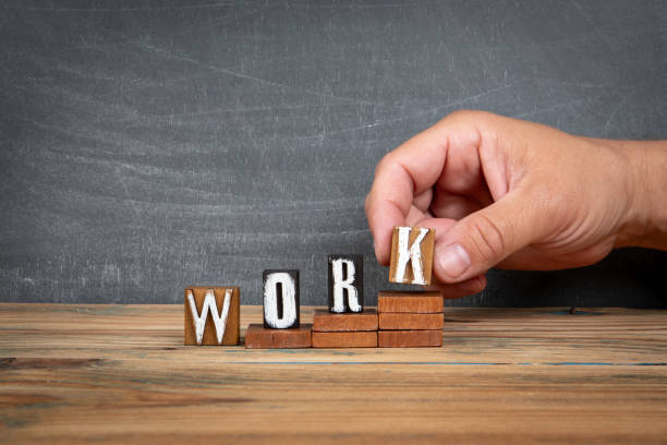 مرجعیت آنلاین حقوقی با استراتژی دیجیتال مارکتینگ