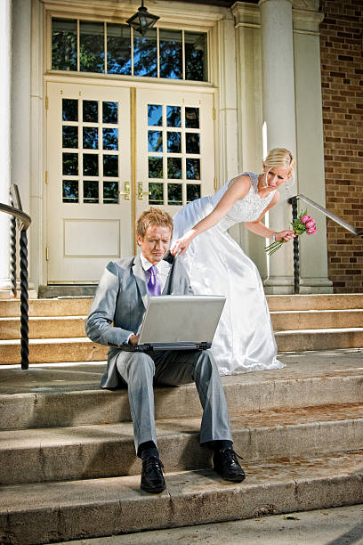 بهینهسازی تجربه کاربری (UX) برای جذب و نگهداری مشتریان آتلیه - استراتژی جامع سئو ویدئویی و بهینهسازی تجربه کاربری (UX) برای صدرنشینی آتلیههای عروسی در مشهد