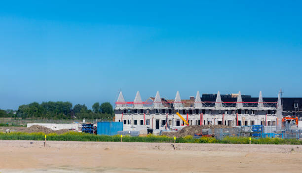 منطقه مسکونی جدید با طراحی مدرن – نشان دهنده پروژههای ویلاهای لوکس چالوس که با تکنولوژی AR و UX قابل پیشفروش هستند