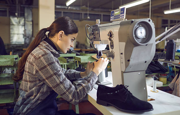 فتح بازارهای اوراسیا از تبریز: استراتژی جامع سئو بینالمللی و ساخت پورتال B2B برای صادرکنندگان کفش چرم - تولید کفش چرم و صادرات