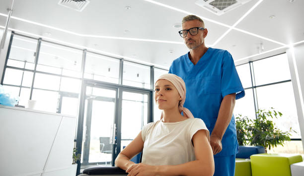 پیادهسازی CRM پزشکی و نرمافزارهای مدیریت برای بیمارستانهای فوق تخصصی سرطان در کرمان: بهینهسازی نوبتدهی آنلاین ۲۰۲۶ - بیمارستان فوق تخصصی سرطان