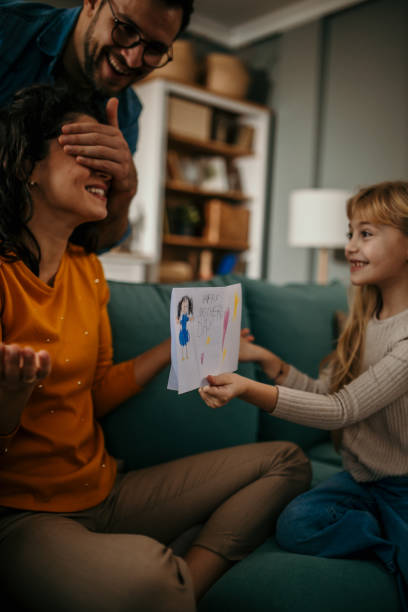 افزایش رضایت والدین و بازاریابی کلینیک دندانپزشکی کودکان با محتوای جذاب و تعامل در شبکههای اجتماعی