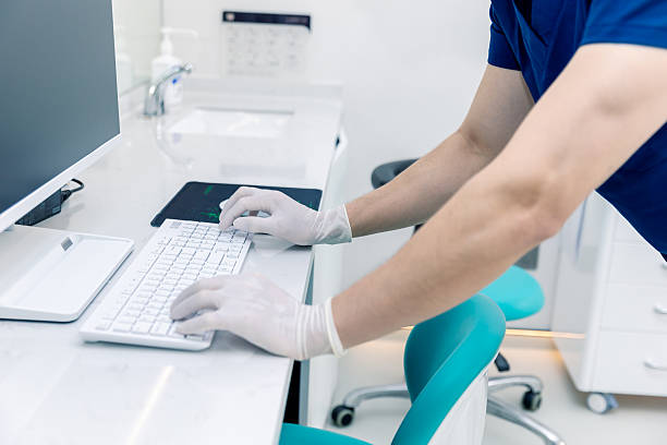 پشتیبانی سایت کلینیک برای آزمایشگاههای تخصصی پاتوبیولوژی در اصفهان: پایداری وبسایت سلامت با وردپرس پزشکی 2026 - نگهداری سایت کلینیک