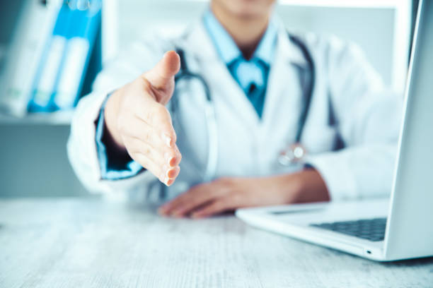 برندینگ دیجیتال پزشکی و مشاوره مارکتینگ سلامت برای پزشکان فوق تخصص کلیه