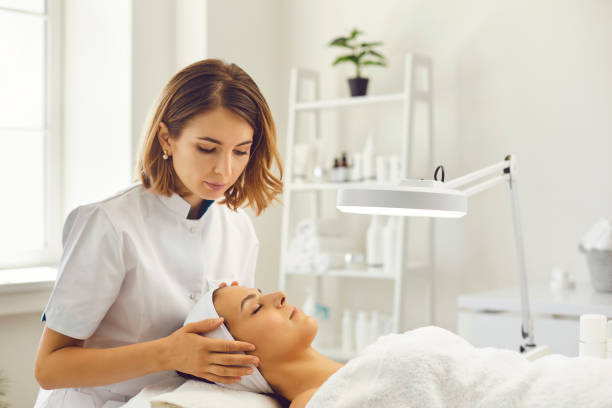 برندینگ دیجیتال پزشکی و سئو برای متخصصین پوست و مو در رشت: افزایش نوبتدهی آنلاین با وبسایت سلامت اعتمادساز ۲۰۲۶ - بازاریابی متخصص پوست و مو