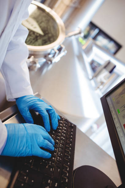 پایداری سایت آزمایشگاهی و بهروزرسانیهای وردپرس پزشکی برای وبسایتهای درمانی در تهران ۲۰۲۶