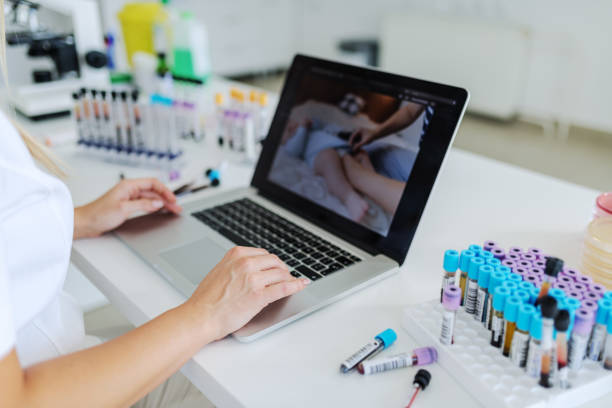 برندینگ دیجیتال پزشکی برای مراکز ناباروری و IVF در یزد: استراتژی سئو تخصصی پزشکی و اعتمادسازی آنلاین 2026 - استراتژی سئو کلینیک IVF، بازاریابی آنلاین مراکز ناباروری