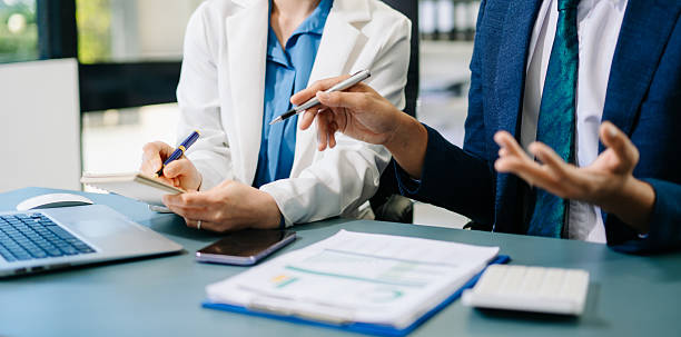 یکپارچهسازی CRM پزشکی و نوبتدهی آنلاین برای فوق تخصص گوارش و کبد در تبریز: بهینهسازی مدیریت مطب و سئو سایت 2026 - اسناد پزشکی و مدیریت مطب با تکنولوژی