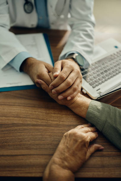 طراحی سایت پزشکی و مشاوره دیجیتال مارکتینگ سلامت برای کلینیکهای ترک اعتیاد در تبریز: اعتمادسازی آنلاین پزشکی