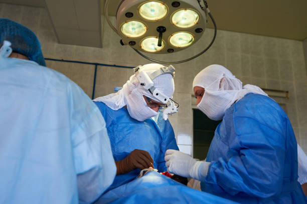 سئو تخصصی پزشکی و برندینگ دیجیتال برای کلینیکهای جراحی محدود در اهواز: ارتقاء وبسایت سلامت 2026 - کلینیک جراحی محدود