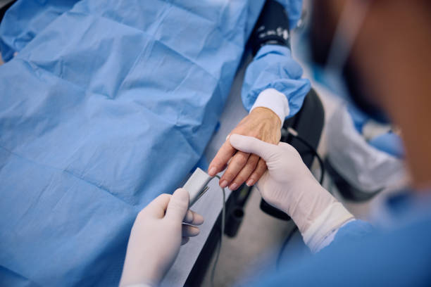 پیادهسازی CRM پزشکی و نرمافزارهای مدیریت برای مراکز جراحی محدود در تبریز 2026 - تجربه بیمار در جراحی