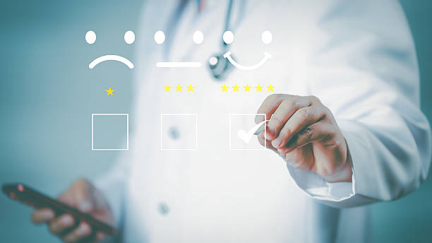 طراحی UX بیمارمحور و نوبتدهی آنلاین برای فوق تخصص گوارش و کبد در شیراز - مفهوم رتبهبندی خدمات پزشکی در اینترنت