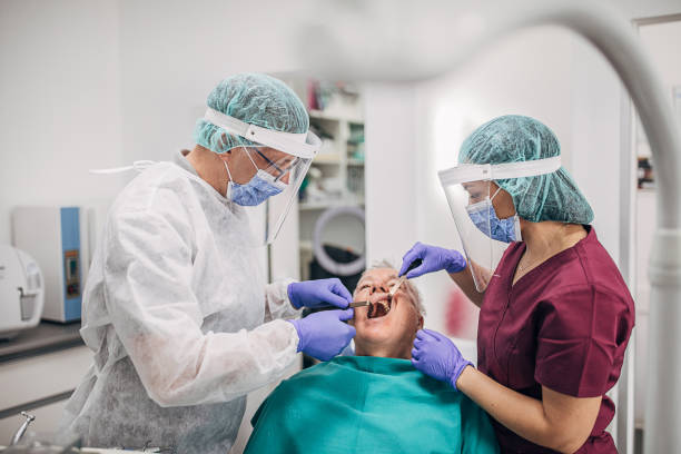 سئو سایت پزشکان و برندینگ دیجیتال پایدار برای کلینیکهای جراحی دهان، فک و صورت در مشهد: افزایش اعتماد بیماران - کلینیک جراحی دهان