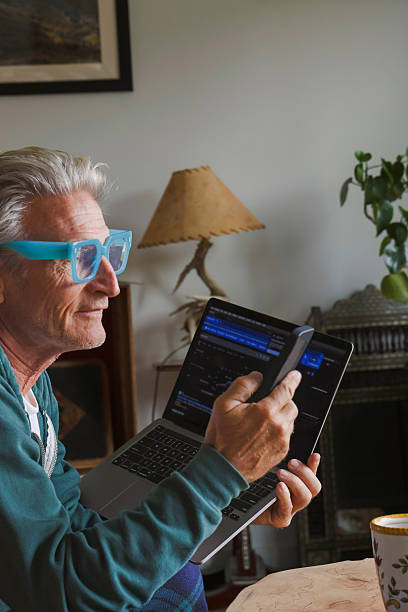 توسعه وب و طراحی UX بیماران برای مراکز سالمندان در یزد 2026 - بهبود تجربه سلامت آنلاین با وبسایت حرفهای