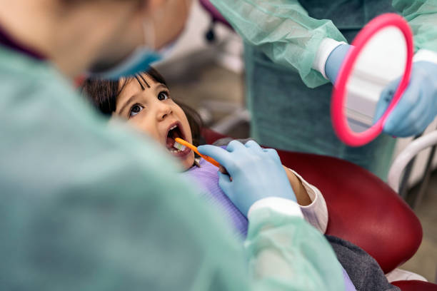 طراحی UX بیمارمحور برای دندانپزشکی کودکان در شیراز: یکپارچهسازی با CRM پزشکی 2026 - کلینیک دندانپزشکی کودکان و تجربه کاربری سلامت