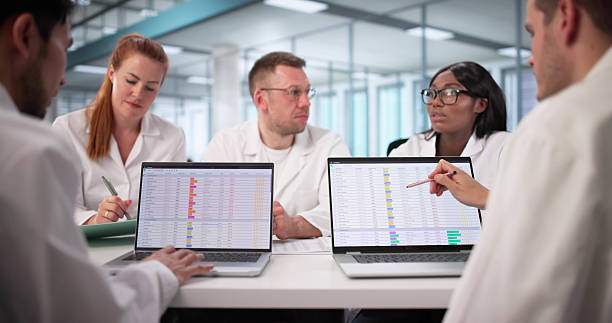 CRM پزشکی و نرمافزارهای مدیریت برای آزمایشگاههای پاتوبیولوژی در بندرعباس: پشتیبانی وبسایتهای درمانی پایدار ۲۰۲۶ - نرمافزار مدیریت آزمایشگاه، CRM پزشکی، مدیریت پاتوبیولوژی