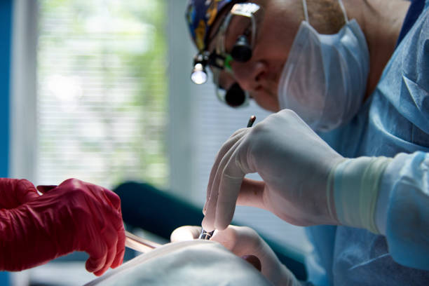 ابزارهای مدیریت مطب و CRM دندانپزشکی در فرآیند جراحی ایمپلنت دندانپزشکی در اصفهان و نقش طراحی سایت پزشکی