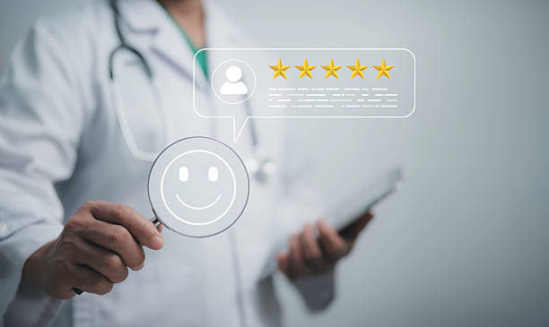 نرمافزارهای مدیریت کلینیک و CRM پزشکی برای درمانگاههای شبانهروزی در اهواز: افزایش کارایی و رضایت مراجعین ۲۰۲۶ - رضایت مراجعین پزشکی و سیستم ستارهدهی