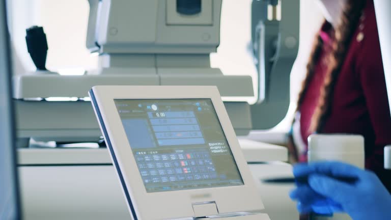 توسعه وب و نرمافزارهای مدیریت پیشرفته برای آزمایشگاههای پاتوبیولوژی در بندرعباس، اتوماسیون آزمایشگاه پزشکی