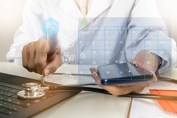 سئو سایت پزشکان فوق تخصص قلب و عروق در تهران: بهینهسازی نوبتدهی آنلاین و بهبود UX بیماران - پزشکان در حال مدیریت برنامه درمانی