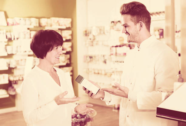 توسعه وب سلامت و تجربه مشتری داروخانه در اهواز ۲۰۲۶: CRM پزشکی و سیستمهای داروخانهای