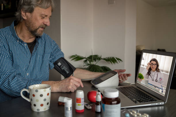 طراحی وبسایت کاربرپسند برای سالمندان - مدیریت وبسایت سلامت