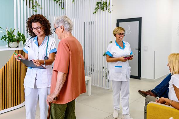 مشاوره دیجیتال مارکتینگ سلامت و آموزش سئو برای کلینیکهای هومیوپاتی در رشت: ارتقاء وبسایت سلامت و جذب مراجعین 2026 - ارتقاء وبسایت سلامت