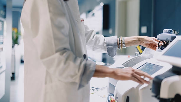 نرمافزارهای مدیریت مطب و CRM پزشکی برای فوق تخصصین قلب و عروق در تهران: اتوماسیون مطب