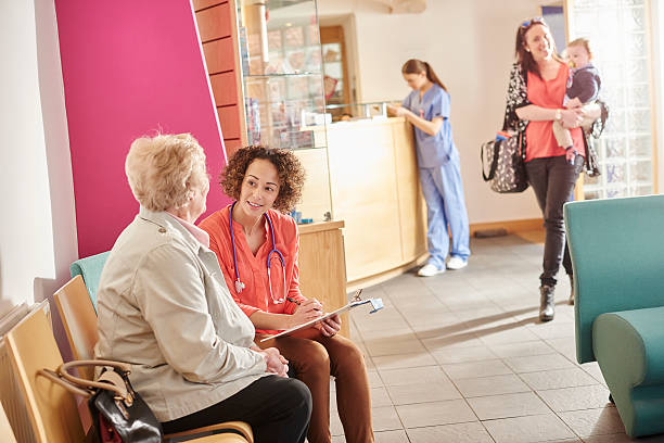 سئو تخصصی پزشکی برای متخصصین داخلی در شیراز: افزایش مراجعین با مشاوره دیجیتال مارکتینگ سلامت و نوبتدهی آنلاین - کلینیک پزشکی دوستانه