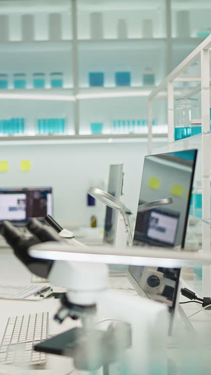 سئو وبسایت سلامت برای آزمایشگاههای تشخیص طبی در اهواز: CRM آزمایشگاه