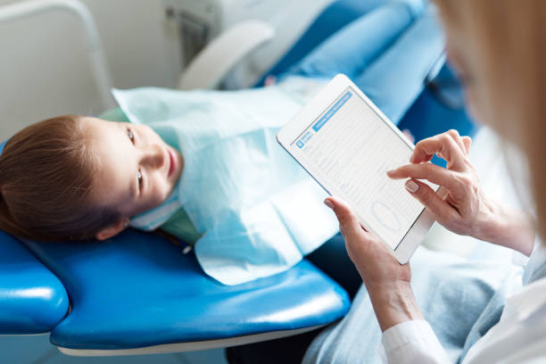 پشتیبانی وبسایتهای درمانی برای دندانپزشکی کودکان در تبریز: دندانپزشکی کودکان آنلاین، افزایش اعتماد والدین درمانی