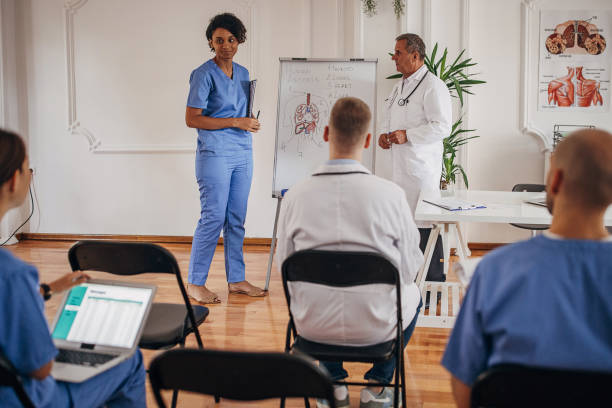 آموزش سئو مراکز درمانی: ارتقاء طراحی سایت پزشکی و جذب بیمار آنلاین