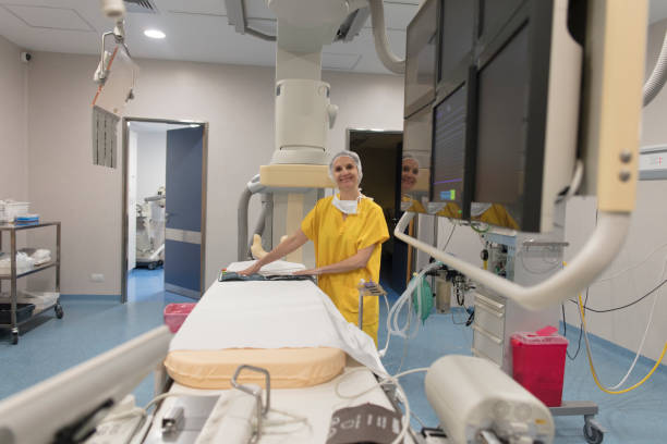 نرمافزارهای مدیریت بیمارستان و CRM پزشکی برای بیمارستانهای فوق تخصصی زنان در شیراز - بیمارستان فوق تخصصی زنان و پزشک