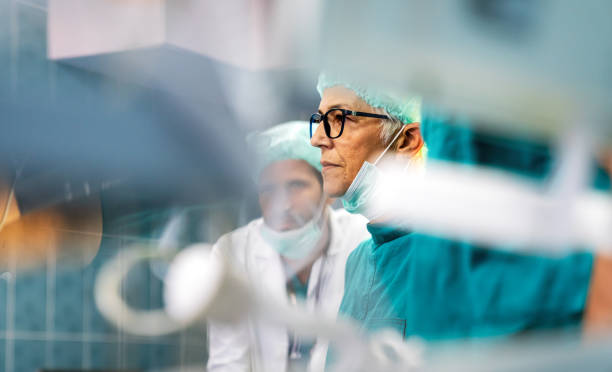 بازاریابی دیجیتال سلامت برای پزشکان فوق تخصص گوارش و کبد