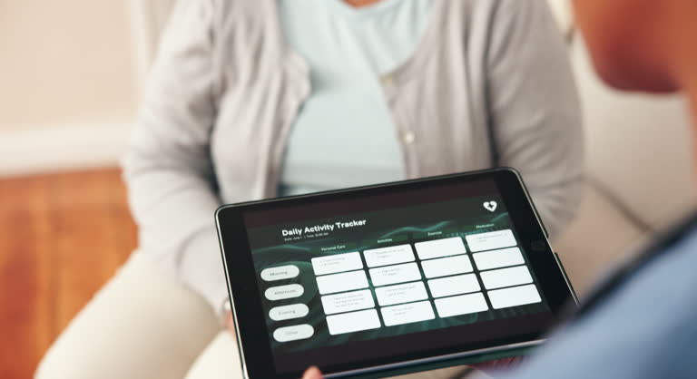 طراحی پرتال نوبتدهی آنلاین توانبخشی و یکپارچهسازی سیستمهای مدیریت: بهبود کارایی و تجربه بیمار - نوبتدهی آنلاین توانبخشی