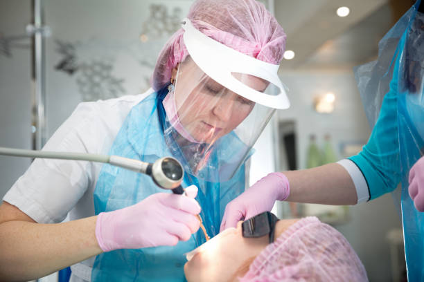 بازاریابی دیجیتال دندانپزشکی و حفظ بیماران برای متخصصین لثه در مشهد