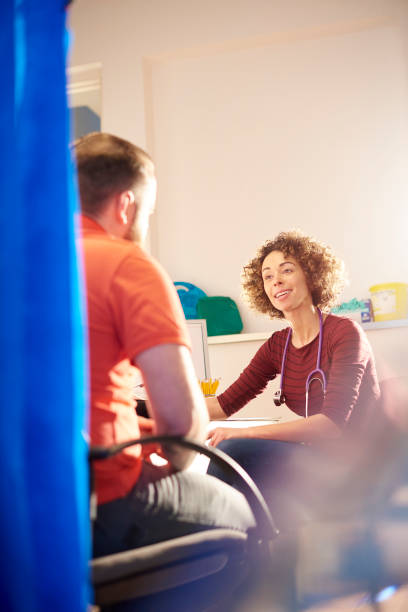 ارتقاء تجربه بیمار با طراحی UX هوشمند برای مراکز ناباروری و IVF در اصفهان: بهینهسازی نوبتدهی آنلاین 2026 - تجربه بیمار مراکز درمانی