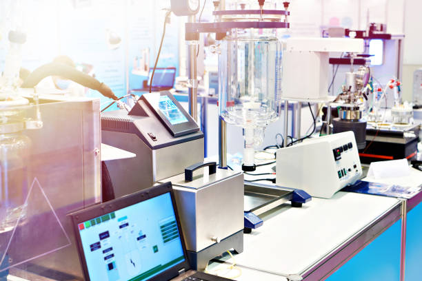 نرمافزارهای مدیریت و نوبتدهی آنلاین برای آزمایشگاههای پاتوبیولوژی در شیراز: ارتقاء وبسایت سلامت و تجربه بیمار - سیستم جامع آزمایشگاهی