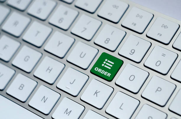 توسعه وب و CRM پزشکی برای داروخانههای شبانهروزی در شیراز: ارتقای وبسایت سلامت و مدیریت سفارشات ۲۰۲۶ - وبسایت فروشگاهی