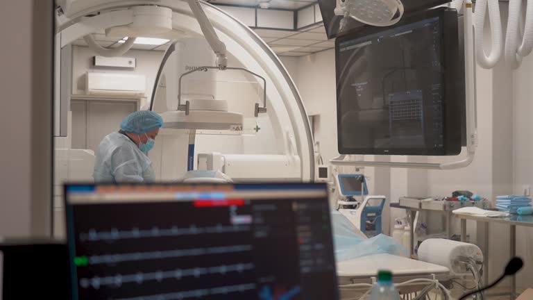 توسعه وب و CRM پزشکی برای بیمارستانهای فوق تخصصی قلب در تبریز: فناوری اطلاعات سلامت