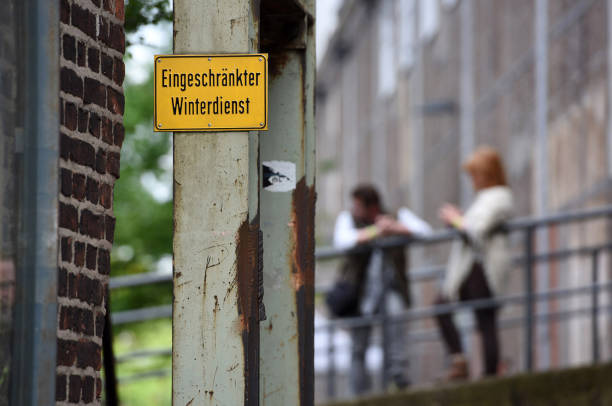 پشتیبانی سایت کلینیک و طراحی UX بیماران برای مراکز ترک اعتیاد در قم - ارتقاء وبسایت درمانی