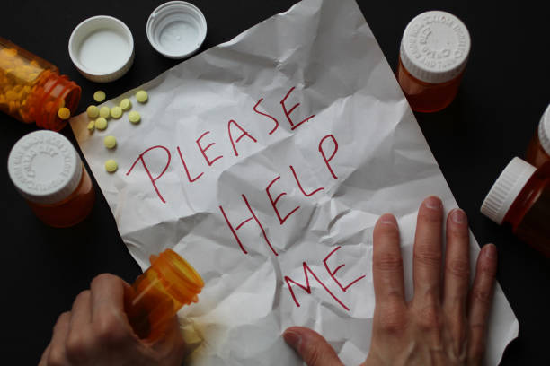 بازاریابی کلینیک ترک اعتیاد و استراتژی اعتماد سازی بیماران در کرمان