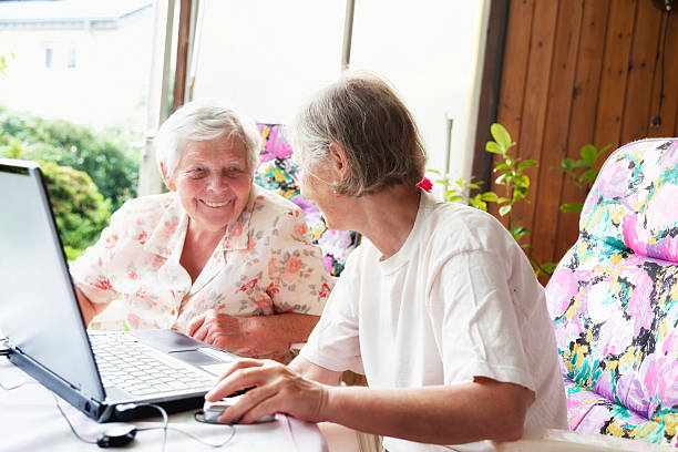 توسعه وب برای مراکز سالمندان در اراک: ارتقاء طراحی UX بیماران و وبسایت سلامت 2026، سئو وبسایت سلامت، خدمات آنلاین سالمندان